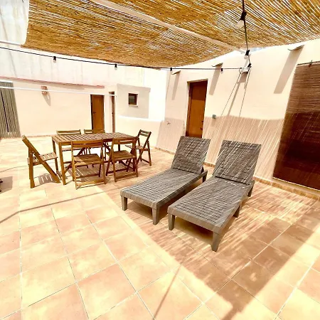 Prázdninový dům Old Town House With Lounge Area