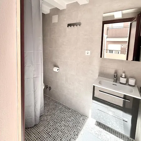 Prázdninový dům Old Town House With Lounge Area *