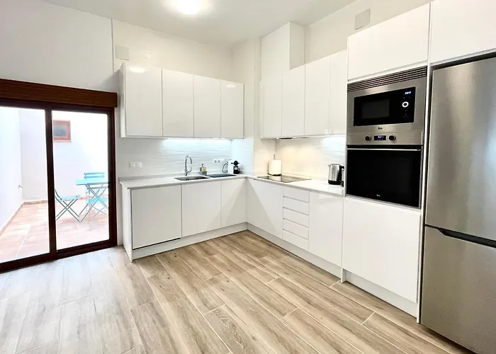 Old Town House With Lounge Area Semesterbostad Benidorm