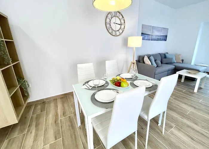 Old Town House With Lounge Area Benidorm